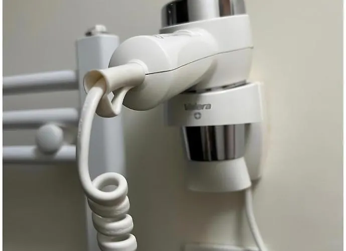 C-entral American * Bucarest